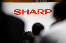 Полностью безрамочный смартфон Sharp FS8016 побывал в AnTuTu