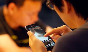 Исследование: средний пользователь смартфона скачал 26 приложений