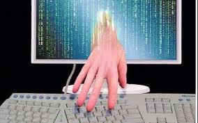 Украине необходимо научиться защищаться в ІТ-сфере