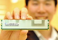 Выручка на мировом рынке DRAM-памяти упала на 4,8%