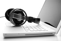 Музыкальные онлайн-сервисы «добивают» компакт-диски