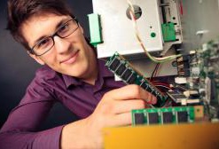 Почем айтишники: Сколько зарабатывают самые востребованные специалисты