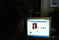 "ВКонтакте" удаляет пиратские фильмы, а пользователи пишут петиции