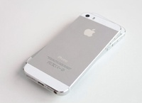 Apple практически вдвое снизила стоимость iPhone 5s в Индии