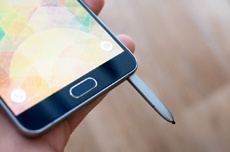Что было бы, если бы дефектный Galaxy Note 5 выпустила Apple