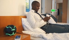 Представлена первая беспроводная зарядка для iPhone с дальностью действия полметра