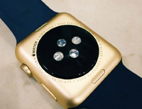 Первая распаковка Apple Watch Sport в золотом цвете