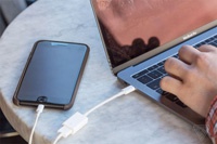 Новый MacBook Pro с Touch Bar назвали «самым глючным компьютером Apple»