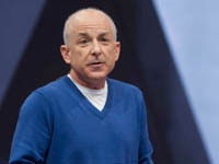 Создателю Windows запретили работать в Apple и Google