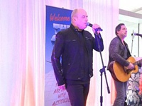 На борту Boeing 747 станцевали Harlem Shake