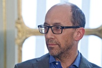 Глава Twitter Дик Костоло решил уйти в отставку