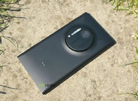 Nokia EOS получит интересный аксессуар