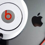 Евросоюз рассмотрит поглощение Beats