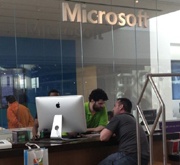 В Microsoft Store используют… iMac!