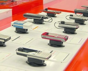 Украинцы активно торгуют подержанными телефонами