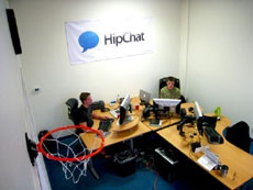 Знаменитый корпоративный мессенджер HipChat взломан и разворован