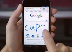 Google вводит украинский язык в рукописный поиск