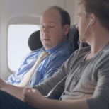 Samsung опять высмеивает пользователей iPhone