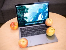 Топ-5 главных конкурентов MacBook Pro с Touch Bar в 2017 году