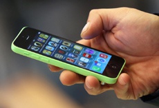 ФБР не обнаружило никакой важной информации на взломанном iPhone террориста