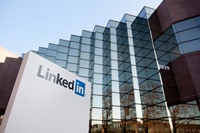 2014 год деловая соцсеть LinkedIn завершила с убытком