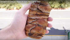 Сможет ли бекон спасти iPhone SE от падения с пятиэтажки?