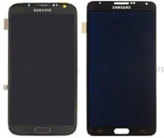 Samsung Galaxy Note III лишь немного больше Note II