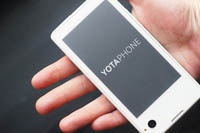 Российский YotaPhone: курьез или полноценный смартфон?