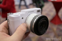 Polaroid продемонстрировала камеру со сменной оптикой и Android 4.0