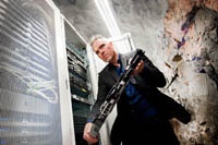 Сервер WikiLeaks продали с молотка за 33 тысячи долларов