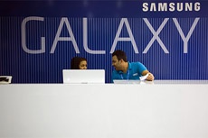 Магазин Samsung загорелся в преддверии выхода Galaxy S8