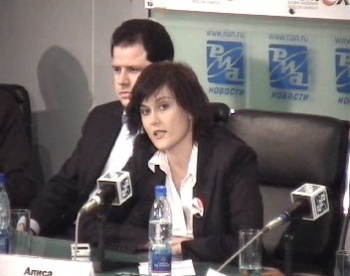 Алиса Чумаченко - зарабатывает миллионы играючи