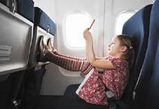 Что будет, если не выключить телефон в самолете