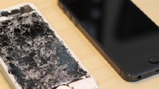 Apple поменяет разбитый iPhone на новый