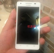 В Сети появились первые фото Huawei Glory 3