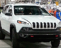 В интернет попали фотографии нового Jeep Cherokee