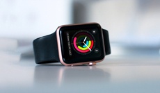 Как заряжать Apple Watch в кармане