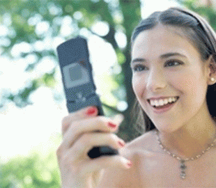 Смартфон обучат определять болезни по запаху изо рта