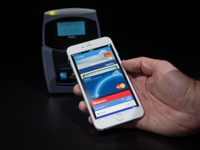 Всего 6% владельцев iPhone 6 используют Apple Pay