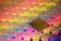 Аналитики повысили прогноз по рынку чипов