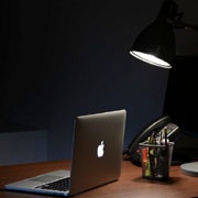 Эксперт обнаружил уязвимость в прошивке Apple EFI