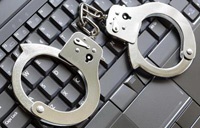 Парень, распространявший в Сети детское порно, хотел "просто заработать денег"