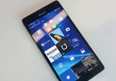 Названа цена и дата выхода нового смартфона Microsoft