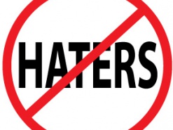 Соцсети будут массово «зачищать» пользовательский контент