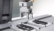 Робот Apple Liam, разбирая iPhone, добывает золото и платину