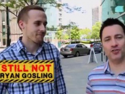 Парень, который прикинулся голливудской знаменитостью, стал звездой Интернета