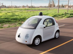 Разработчики Google-автомобиля сделали его мягким и нетравматичным
