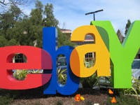 Менеджер, в прошлом добившийся отставки Джобса, советует Apple купить eBay