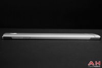 Уникальный смартфон из «жидкого металла» на фото