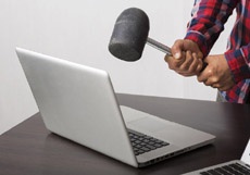 Музыкант обвинил Apple в краже 122 ГБ аудиозаписей со своего компьютера